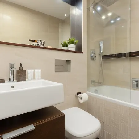 公寓 Woronicza With Balcony In Warsaw's Mokotow By Renters *