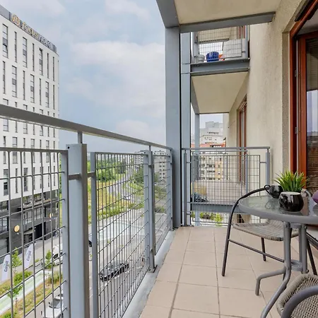 Woronicza With Balcony In Warsaw's Mokotow By Renters * 华沙